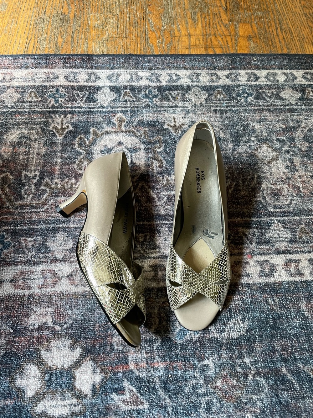 ✨Ros Hommerdon vintage pumps✨